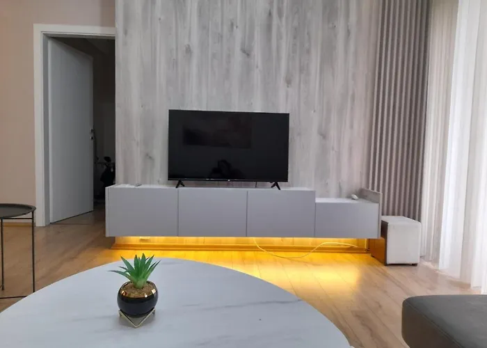 Centar Two סקופיה